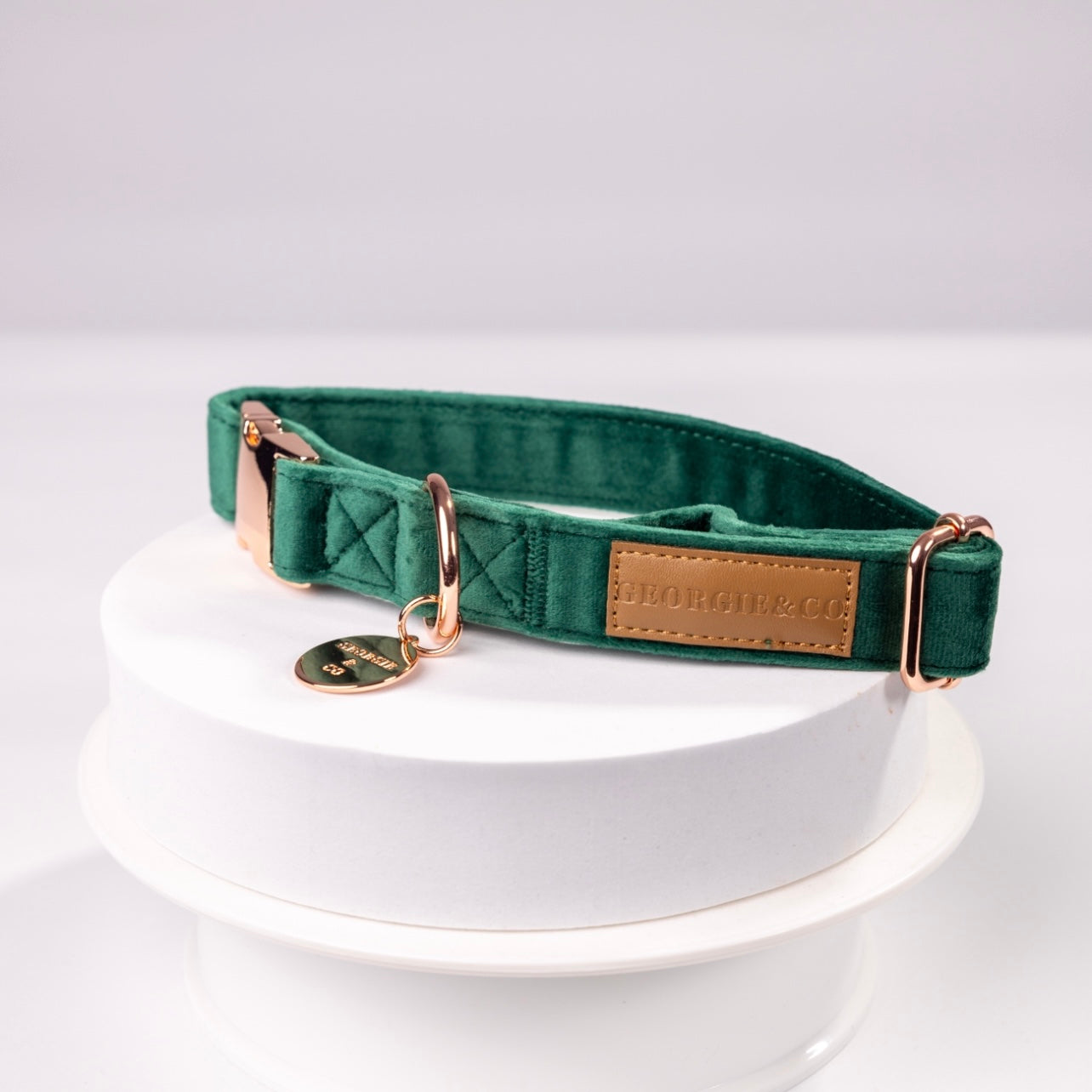 Frankie Luxury Green Velvet Harness Set
